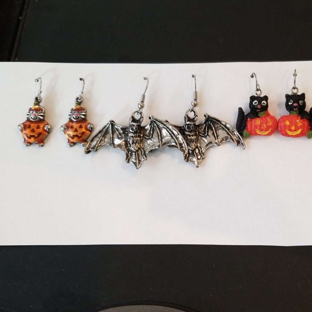 Lot of Halloween Earrings